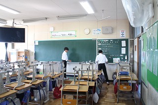 06s2