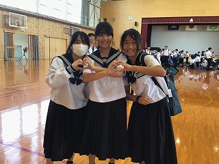 09r3