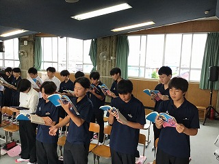 15jg4