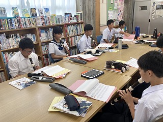 03g7