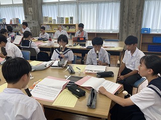 03g11