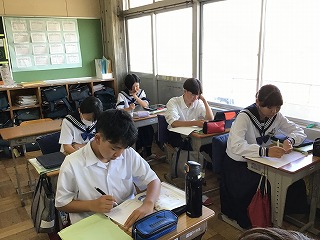 03g13