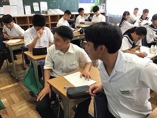 27r18