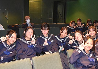 24a33