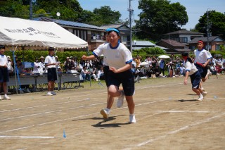 r70528re02