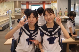 r70924he06
