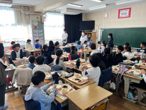 六郷小学校ふるさと給食2