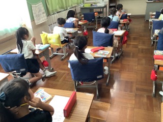 へ