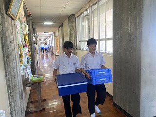 04k5