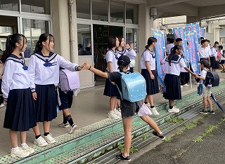 07k5