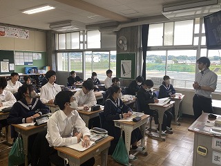 03g7