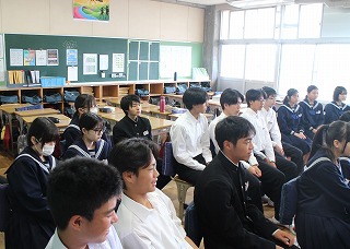 03g7