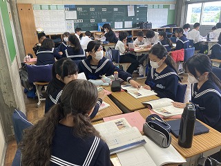 03g8