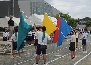 04g8