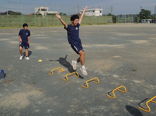 08RI