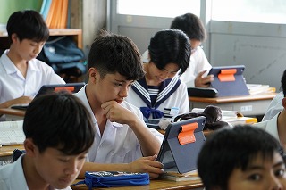 12g9