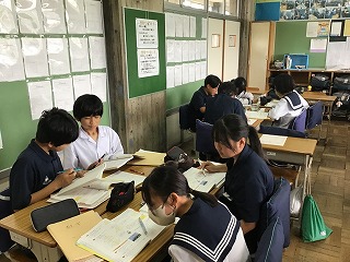 15r9