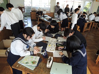 01s11