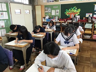 02g11