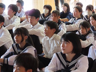 08s12