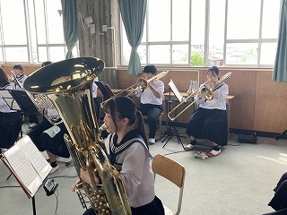 11s16