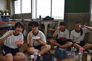 01b18