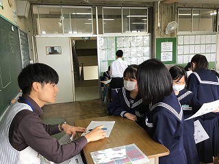 24r19
