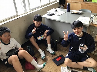 04g20