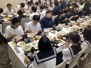 930407