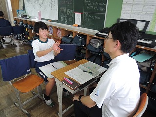 T04