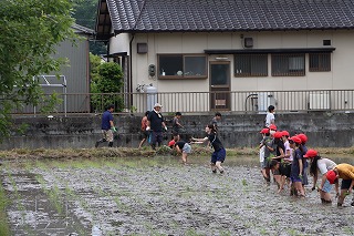 0527taue3