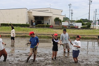 0527taue4