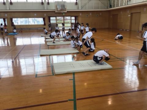 後ろまわり1