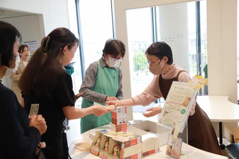 小説販売