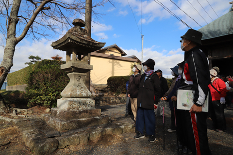 文化財散歩2025_2_潮海寺常夜燈