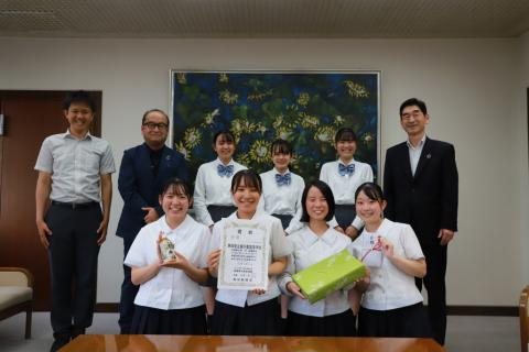 掛川東高校吹奏楽部表敬訪問1