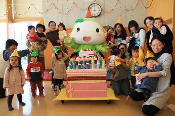 H28にこにこお誕生会1