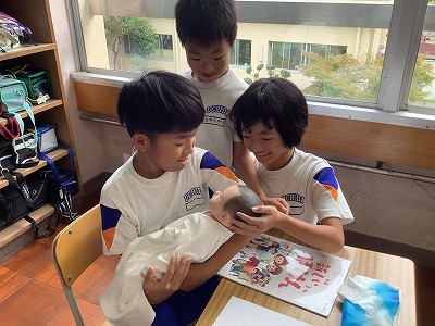 3