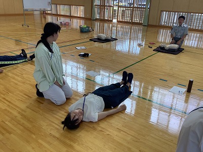6